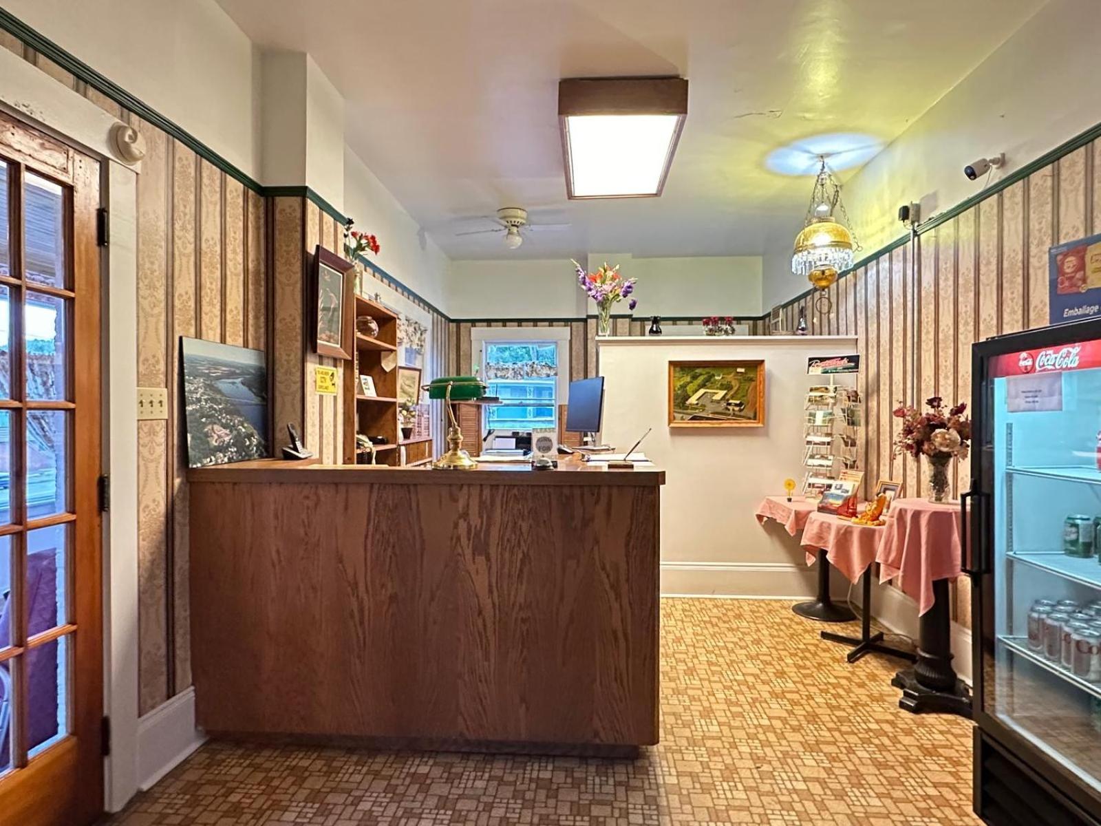 Stiles Motel Hill View Woodstock Luaran gambar